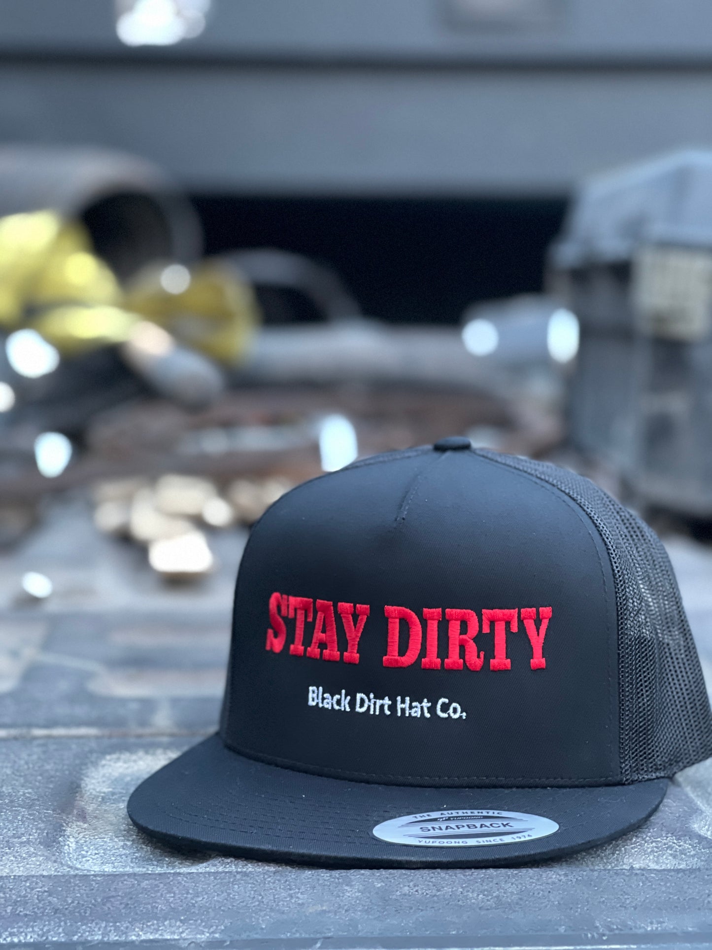 Stay Dirty - Black - Flatbill